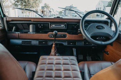 Land Rover Defender 90 2.8i - MYL 008